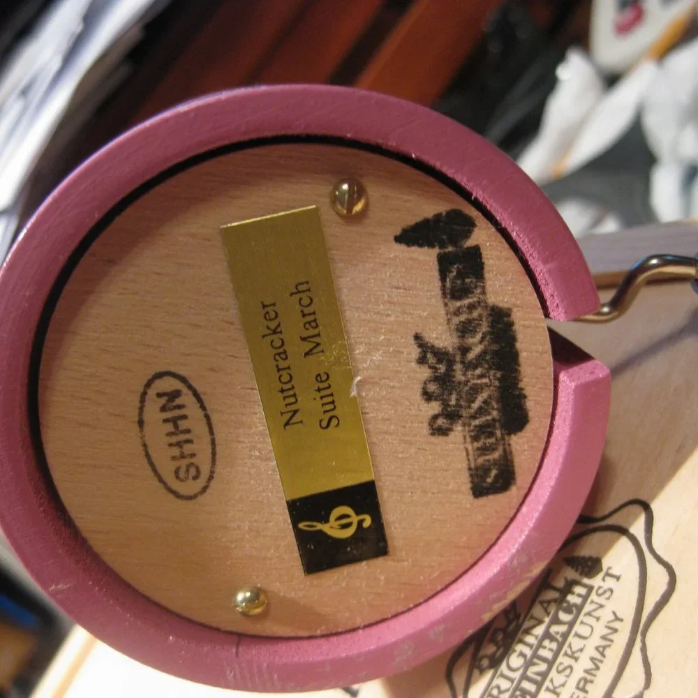 Music box - Picture 2 of 3